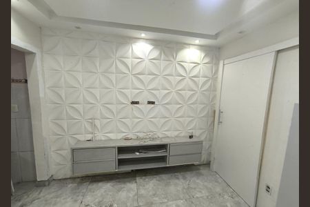 Sala de casa para alugar com 1 quarto, 40m² em Itatiaia, Duque de Caxias