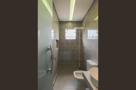 Casa para alugar com 180m², 3 quartos e 2 vagasBanheiro Social