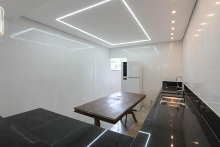 Casa para alugar com 180m², 3 quartos e 2 vagasCozinha e sala de Jantar