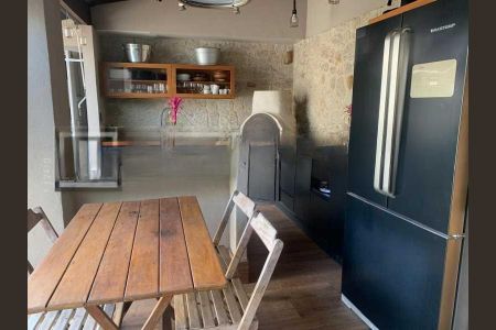 Casa à venda com 5 quartos, 290m² em Barra da Tijuca, Rio de Janeiro