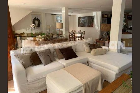 Casa à venda com 5 quartos, 290m² em Barra da Tijuca, Rio de Janeiro