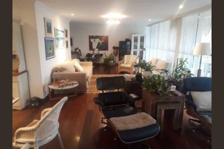 Apartamento à venda com 3 quartos, 244m² em Barra da Tijuca, Rio de Janeiro