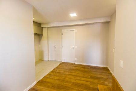 Sala  de apartamento para alugar com 2 quartos, 59m² em Vila Militar, Barueri