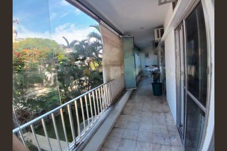 Apartamento à venda com 120m², 3 quartos e 2 vagas