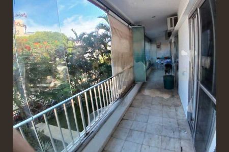 Apartamento à venda com 120m², 3 quartos e 2 vagas