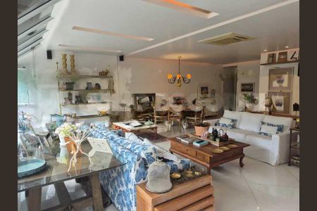 Apartamento à venda com 150m², 3 quartos e 2 vagas