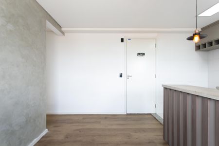 Sala  de apartamento para alugar com 2 quartos, 40m² em Itaquera, São Paulo