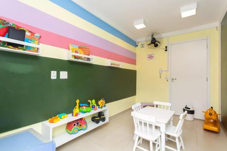 Apartamento para alugar com 40m², 2 quartos e sem vaga