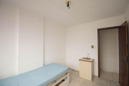 Quarto 2 de apartamento para alugar com 2 quartos, 62m² em Porto Novo, São Gonçalo