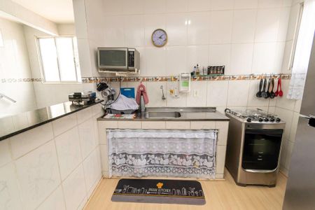 Casa à venda com 203m², 3 quartos e sem vaga Casa à venda com 203m², 3 quartos e sem vagaCozinha