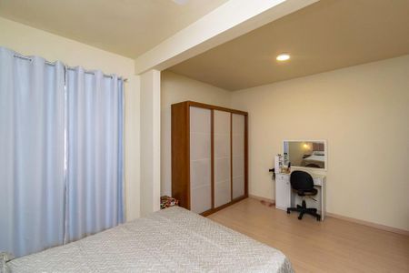 Casa à venda com 203m², 3 quartos e sem vaga Casa à venda com 203m², 3 quartos e sem vagaQuarto 1