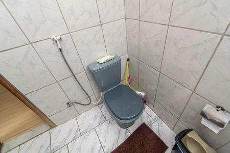 Casa à venda com 203m², 3 quartos e sem vaga Casa à venda com 203m², 3 quartos e sem vagaBanheiro