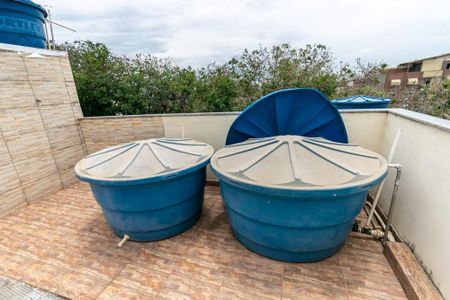 Casa à venda com 203m², 3 quartos e sem vaga Casa à venda com 203m², 3 quartos e sem vagaTerraço