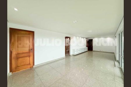 Apartamento à venda com 4 quartos, 160m² em Barra da Tijuca, Rio de Janeiro