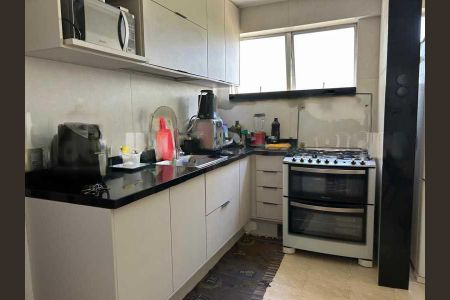 Apartamento à venda com 287m², 3 quartos e 3 vagas