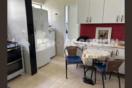 Apartamento à venda com 287m², 3 quartos e 3 vagas