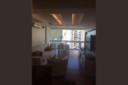 Apartamento à venda com 130m², 3 quartos e 2 vagas