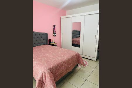 Quarto de casa para alugar com 4 quartos, 171m² em Jardim Sonia Maria, São Paulo