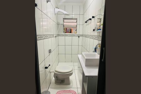 Casa para alugar com 171m², 4 quartos e 2 vagas Casa para alugar com 171m², 4 quartos e 2 vagasBanheiro