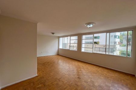 Sala  de apartamento para alugar com 2 quartos, 113m² em Aclimação, São Paulo
