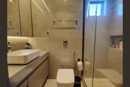 Apartamento para alugar com 380m², 4 quartos e 3 vagasSuíte 1 Banheiro