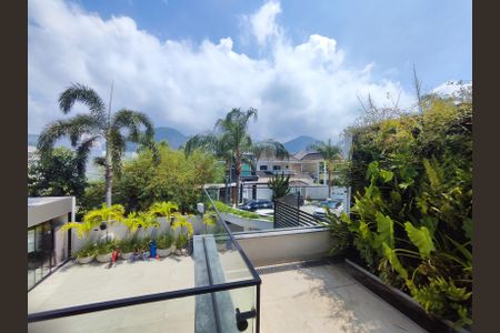 Apartamento para alugar com 380m², 4 quartos e 3 vagasSuíte 2 Varanda