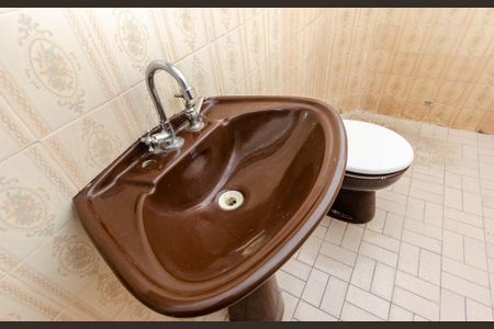 Casa para alugar com 50m², 1 quarto e 1 vaga Casa para alugar com 50m², 1 quarto e 1 vagaBanheiro