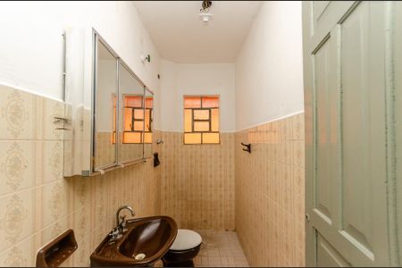 Banheiro de casa para alugar com 1 quarto, 50m² em Jardim Maristela, São Paulo