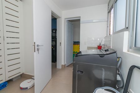 Apartamento à venda com 93m², 2 quartos e 1 vaga Apartamento à venda com 93m², 2 quartos e 1 vagaÁrea de Serviço