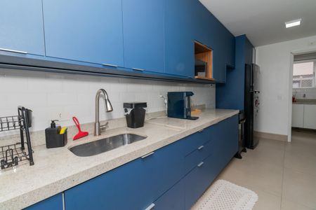 Apartamento à venda com 93m², 2 quartos e 1 vaga Apartamento à venda com 93m², 2 quartos e 1 vagaCozinha