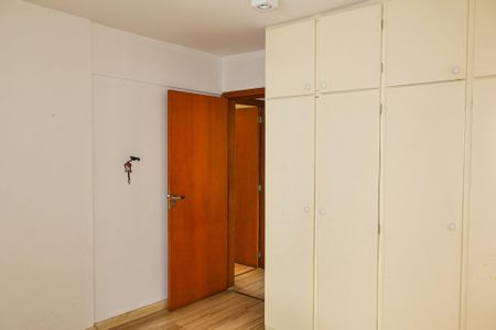 Apartamento para alugar com 164m², 4 quartos e 2 vagasQuarto 3