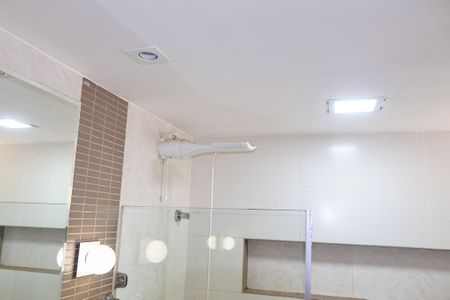 Apartamento para alugar com 164m², 4 quartos e 2 vagasBanheiro