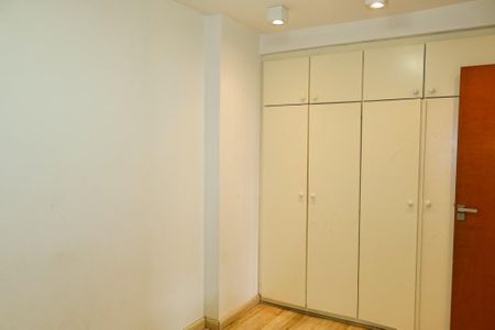 Apartamento para alugar com 164m², 4 quartos e 2 vagasQuarto 2