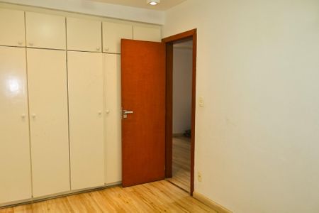 Apartamento para alugar com 164m², 4 quartos e 2 vagasQuarto 2
