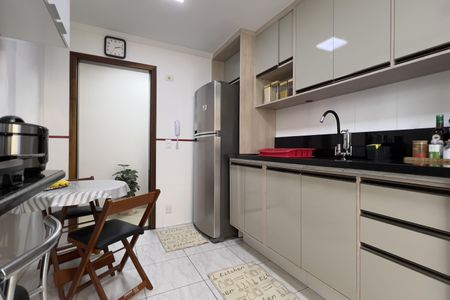 Apartamento à venda com 64m², 2 quartos e 1 vagaCozinha e Área de Serviço