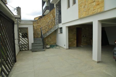 Casa para alugar com 225m², 3 quartos e 3 vagasGaragem 