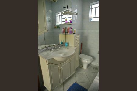 Casa para alugar com 225m², 3 quartos e 3 vagasBanheiro Social 