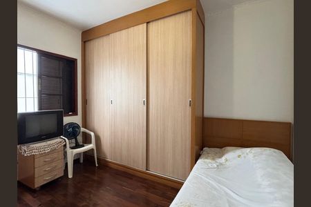 Casa para alugar com 225m², 3 quartos e 3 vagas Casa para alugar com 225m², 3 quartos e 3 vagasQuarto 3