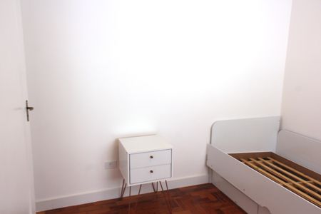 Quarto 2 de apartamento para alugar com 2 quartos, 70m² em Aparecida, Santos