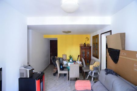 Sala de apartamento para alugar com 2 quartos, 64m² em Barra da Tijuca, Rio de Janeiro