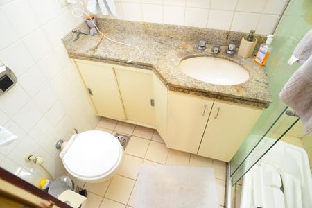 Apartamento para alugar com 64m², 2 quartos e 1 vagaBanheiro Social