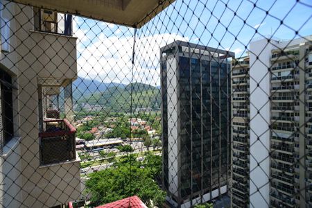 Varanda de apartamento para alugar com 2 quartos, 64m² em Barra da Tijuca, Rio de Janeiro