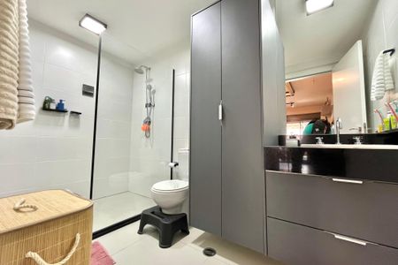 Banheiro de kitnet/studio à venda com 1 quarto, 50m² em Vila Clementino, São Paulo