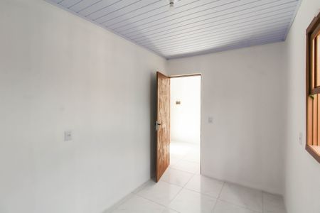 Quarto de kitnet/studio para alugar com 1 quarto, 28m² em Mathias Velho, Canoas