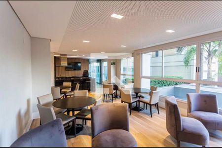 Apartamento para alugar com 48m², 1 quarto e 1 vaga Apartamento para alugar com 48m², 1 quarto e 1 vagaÁrea comum - Salão de festas