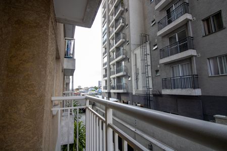 Apartamento para alugar com 39m², 2 quartos e sem vaga Apartamento para alugar com 39m², 2 quartos e sem vagaVaranda