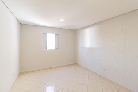 Quarto de casa para alugar com 1 quarto, 46m² em Vila Silviania, Carapicuíba