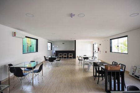 Apartamento para alugar com 43m², 2 quartos e 1 vagaSalão de Festa