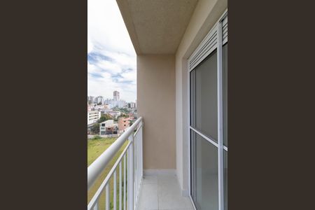 Sacada Sala de apartamento para alugar com 2 quartos, 35m² em Vila Carmosina, São Paulo