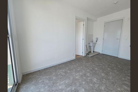 Sala de kitnet/studio para alugar com 1 quarto, 27m² em Campo Belo, São Paulo